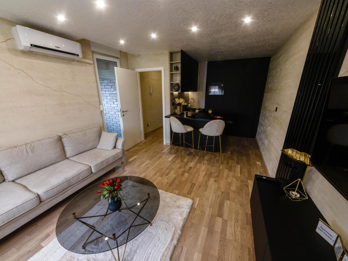 Apartman Stari Toranj II Apartment Vukovar Exterior photo